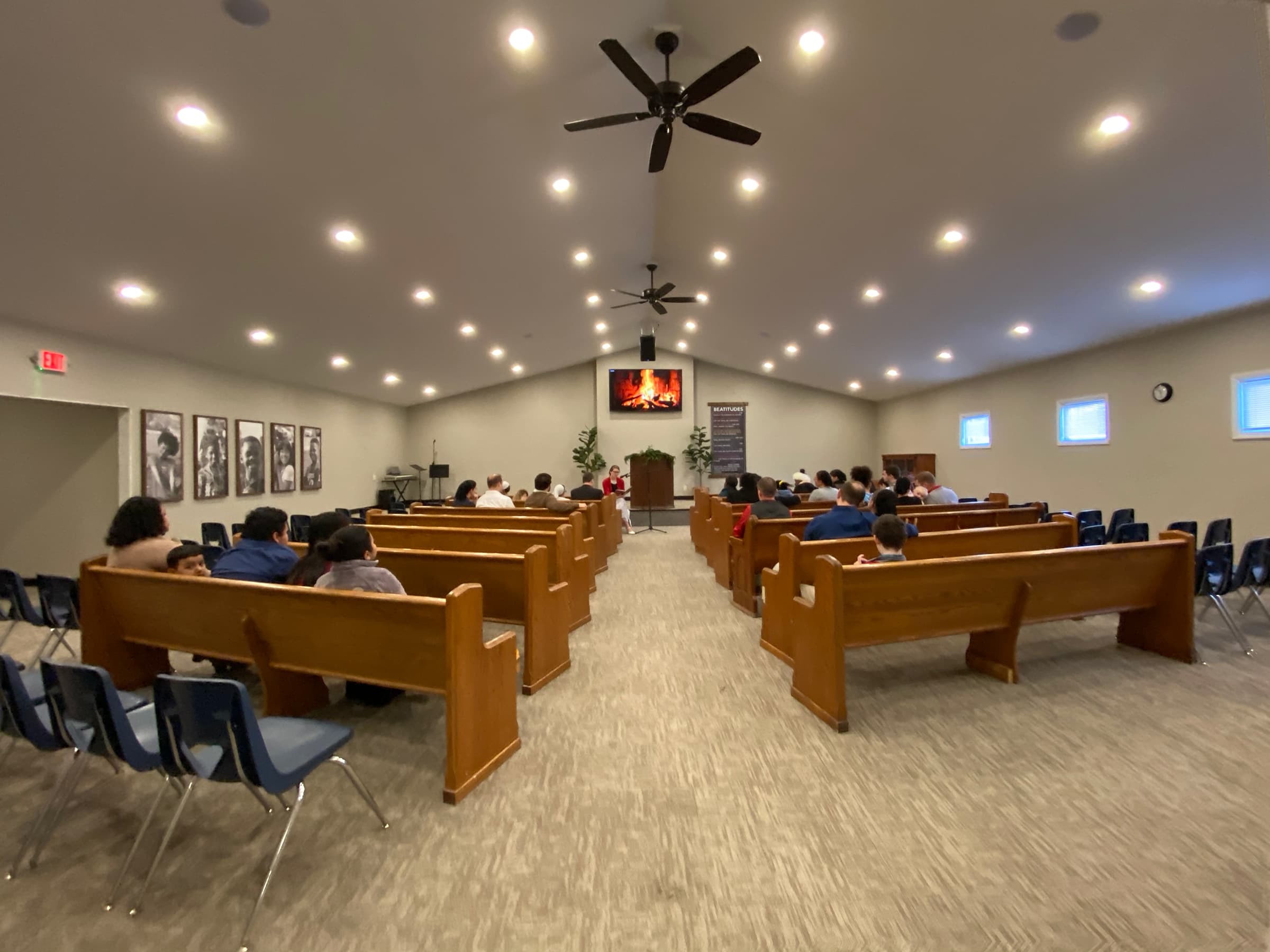 Sunday Morning Worship in Elkhart, IN - Cornerstone Chapel